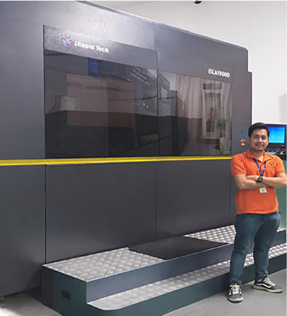 Kỹ sư Thinksmart kiểm tra cân chỉnh hệ thống laser